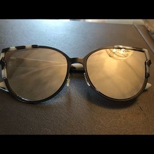 Leopard print mirrored sunglasses